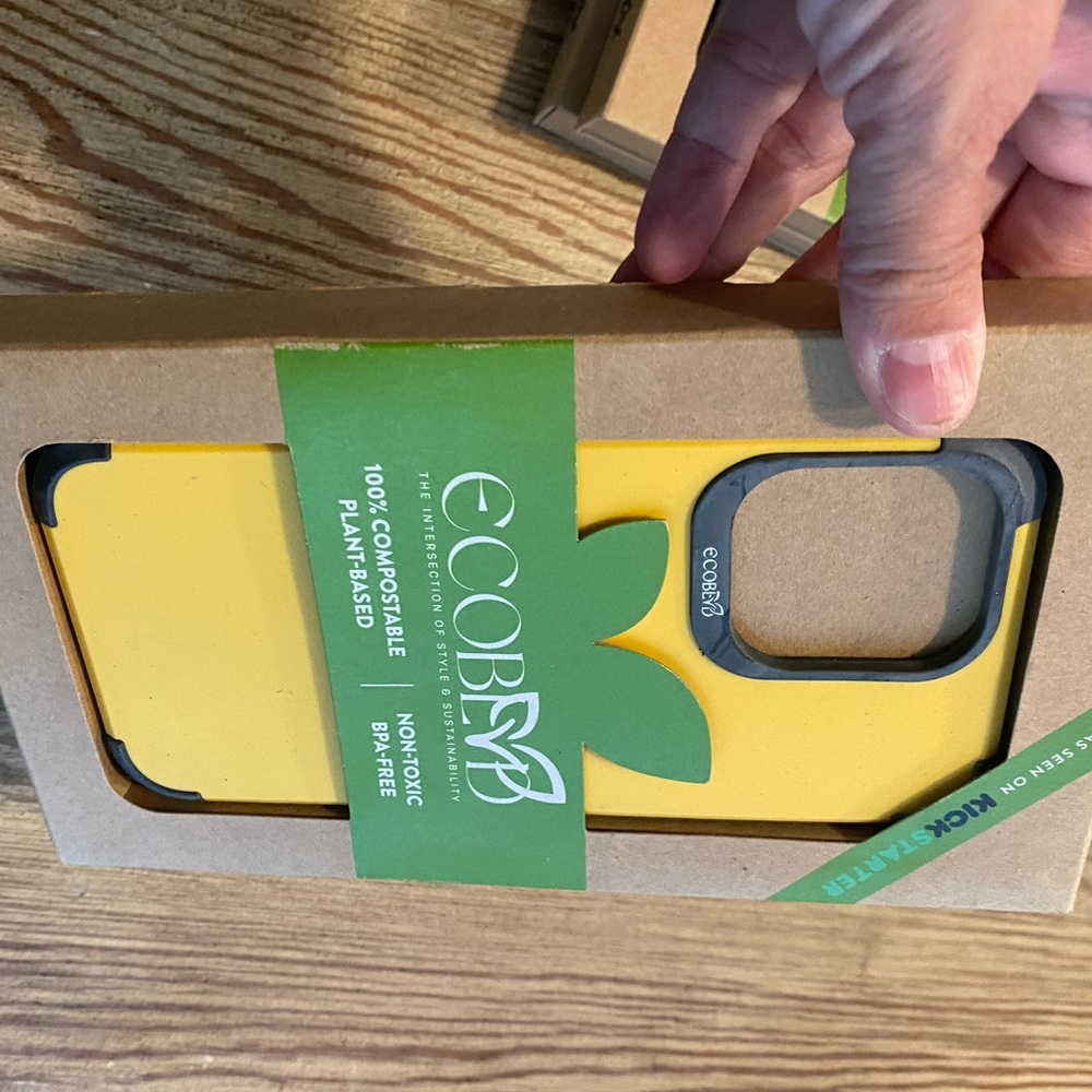 ECOBLVD 100% COMPOSTABLE PHONE CASE YELLOW BLACK TRIM IPHONE 15 PRO MAX NWT NIB - Picture 5 of 8